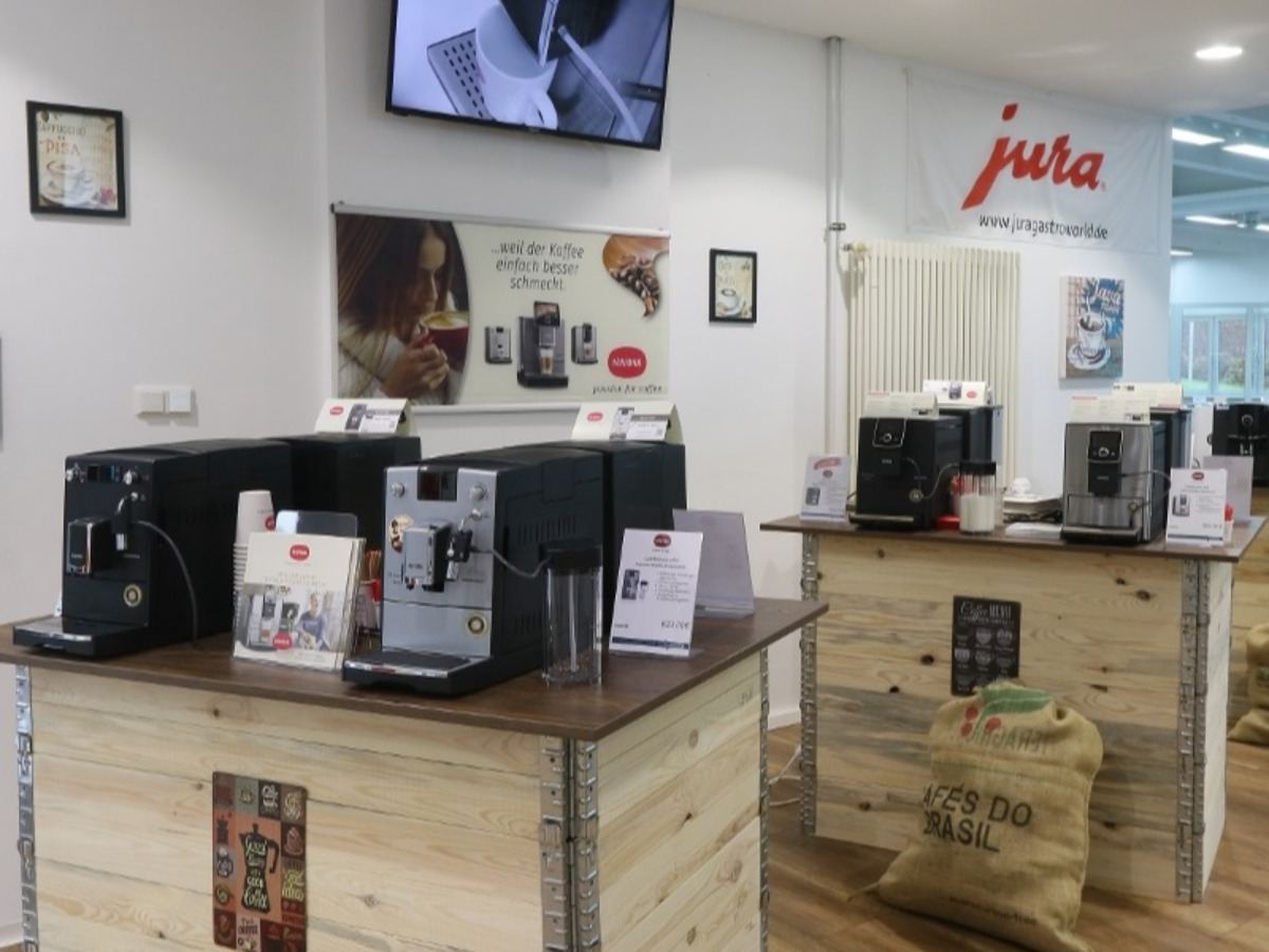 große Auswahl an Kaffeevollautomaten