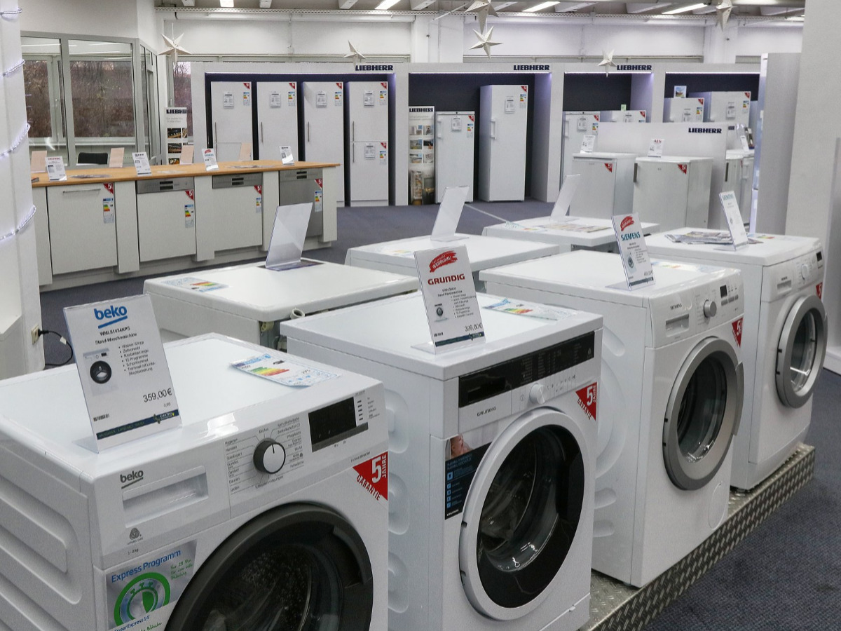 große Auswahl an Haushaltsgroßgeräten